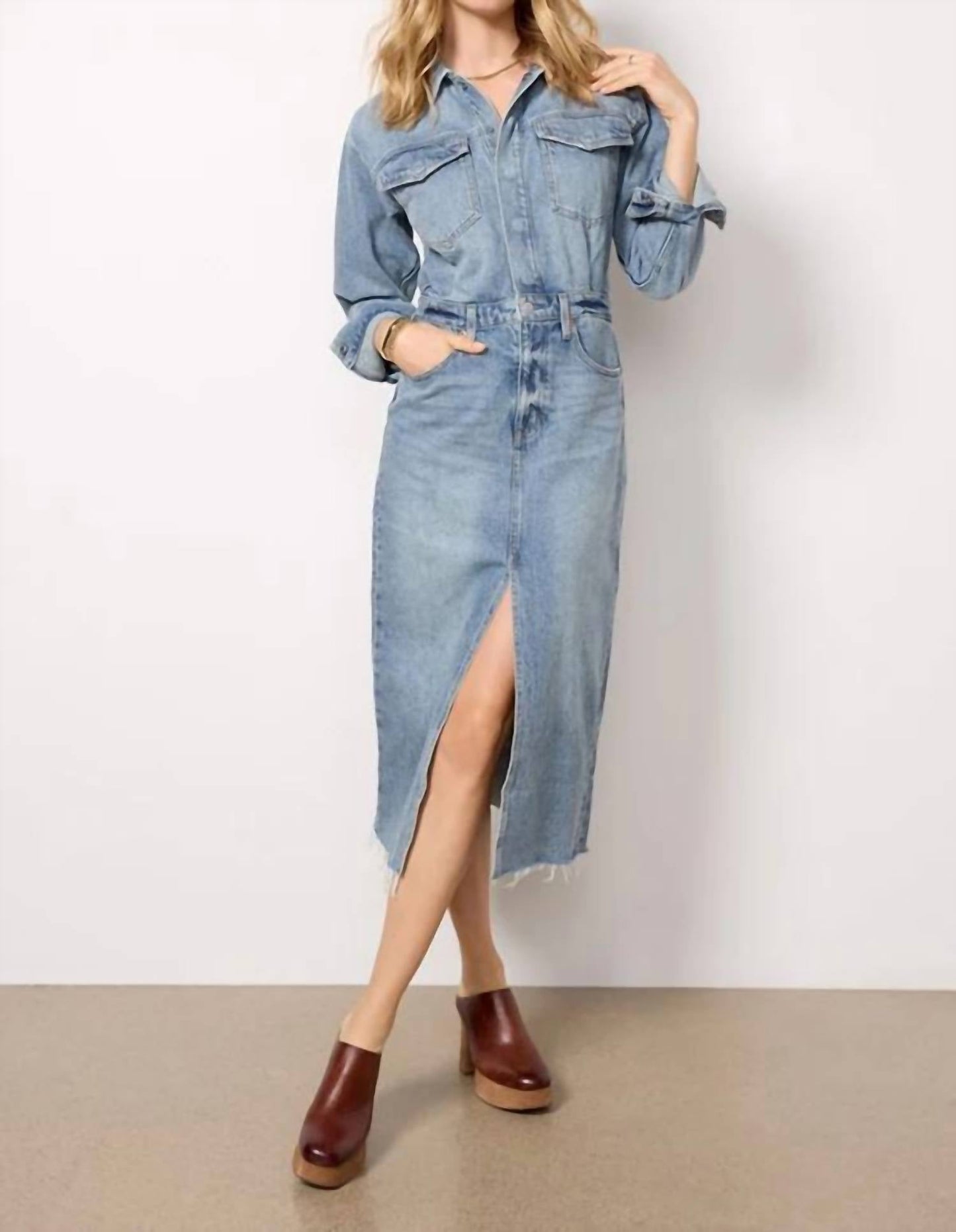 Wishlist - Solana Midi Dress