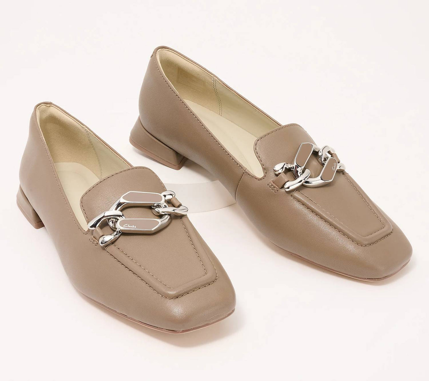 Clarks - Women's Ubree 15 Trim Loafer