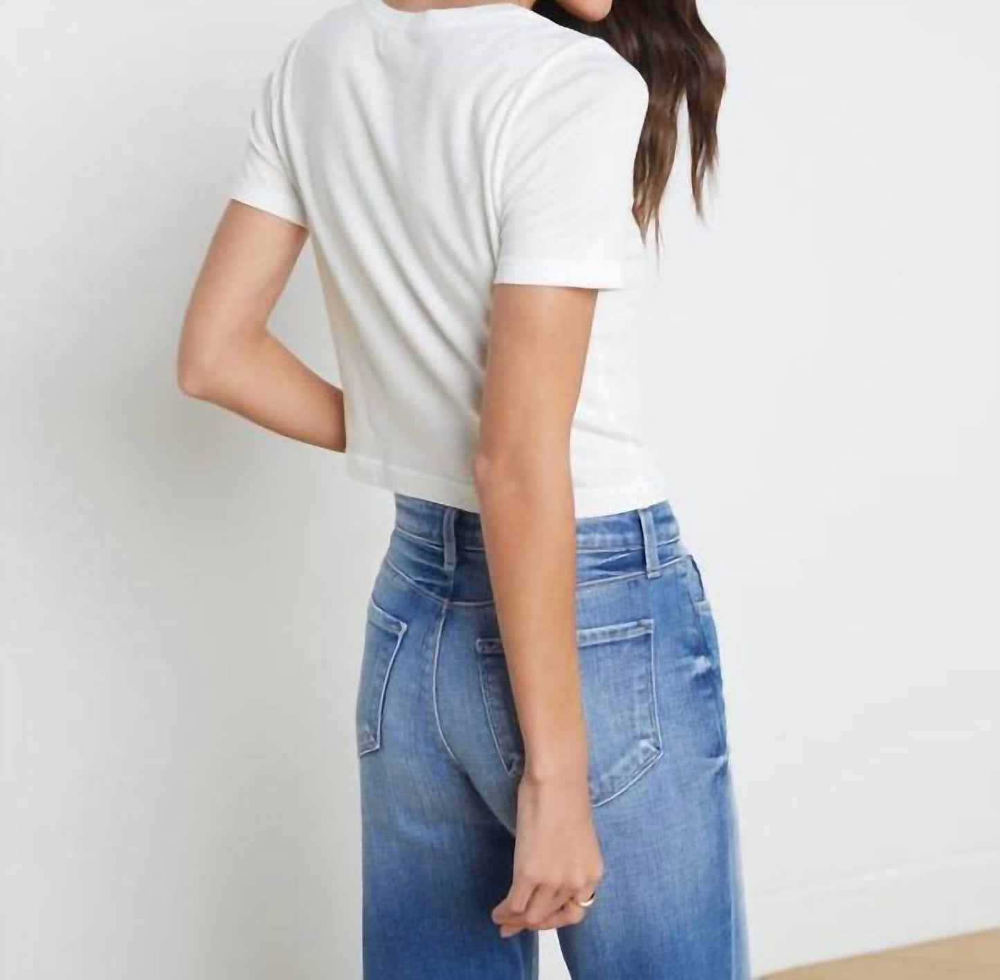 L'Agence - Velvet Donna Cropped Crew Neck Tee