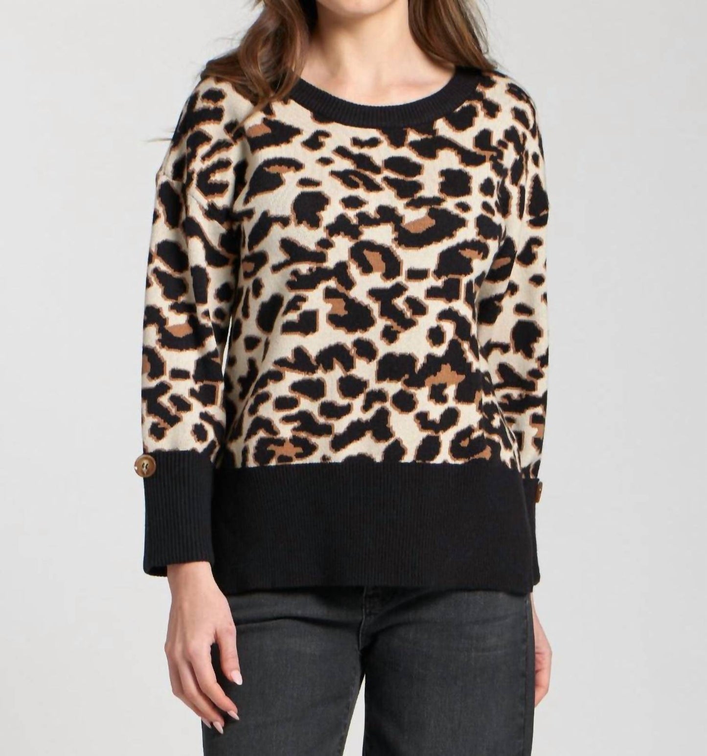 Apny - Leopard Pullover Sweater With Wide Cuffs