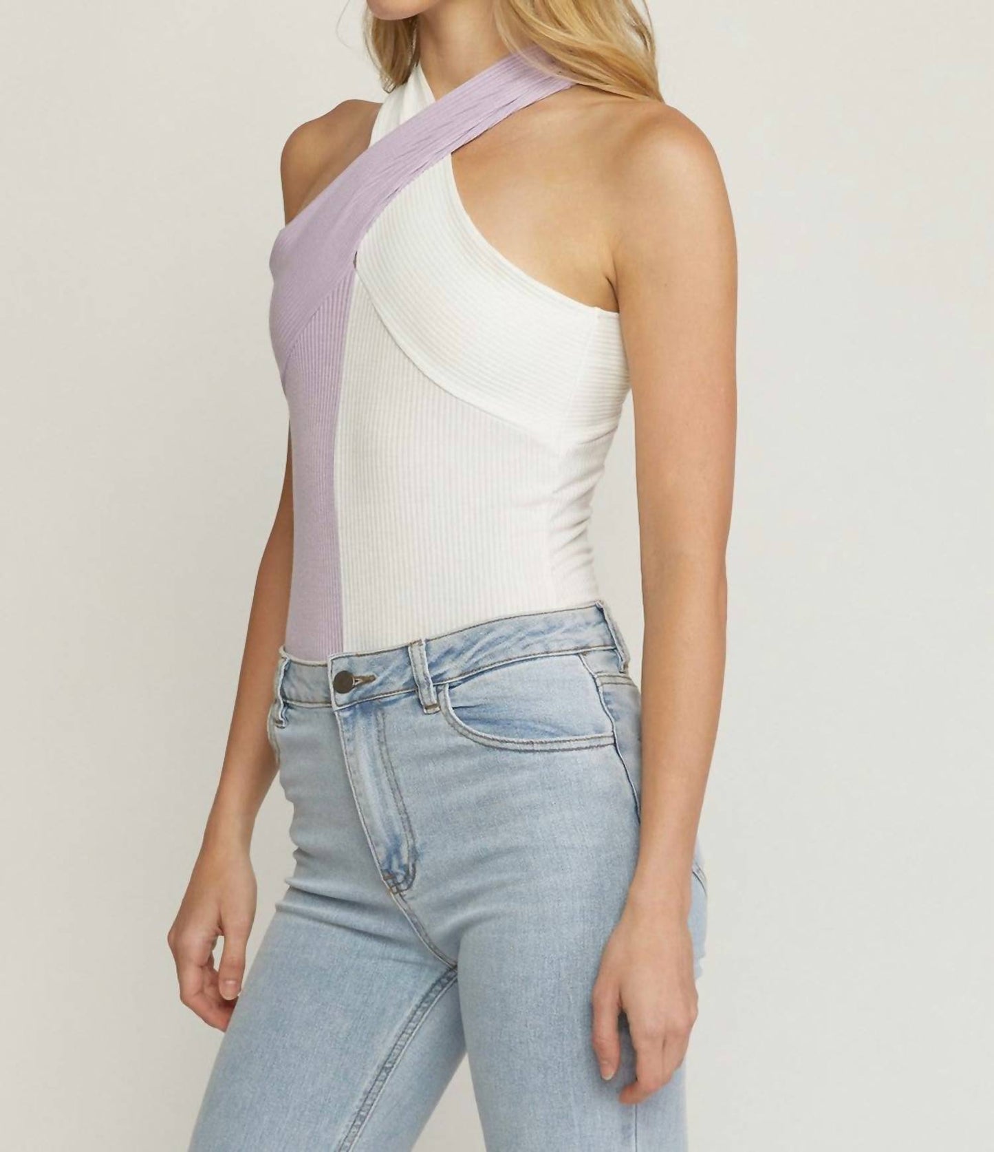 Entro - Colorblock Halter Neck Bodysuit