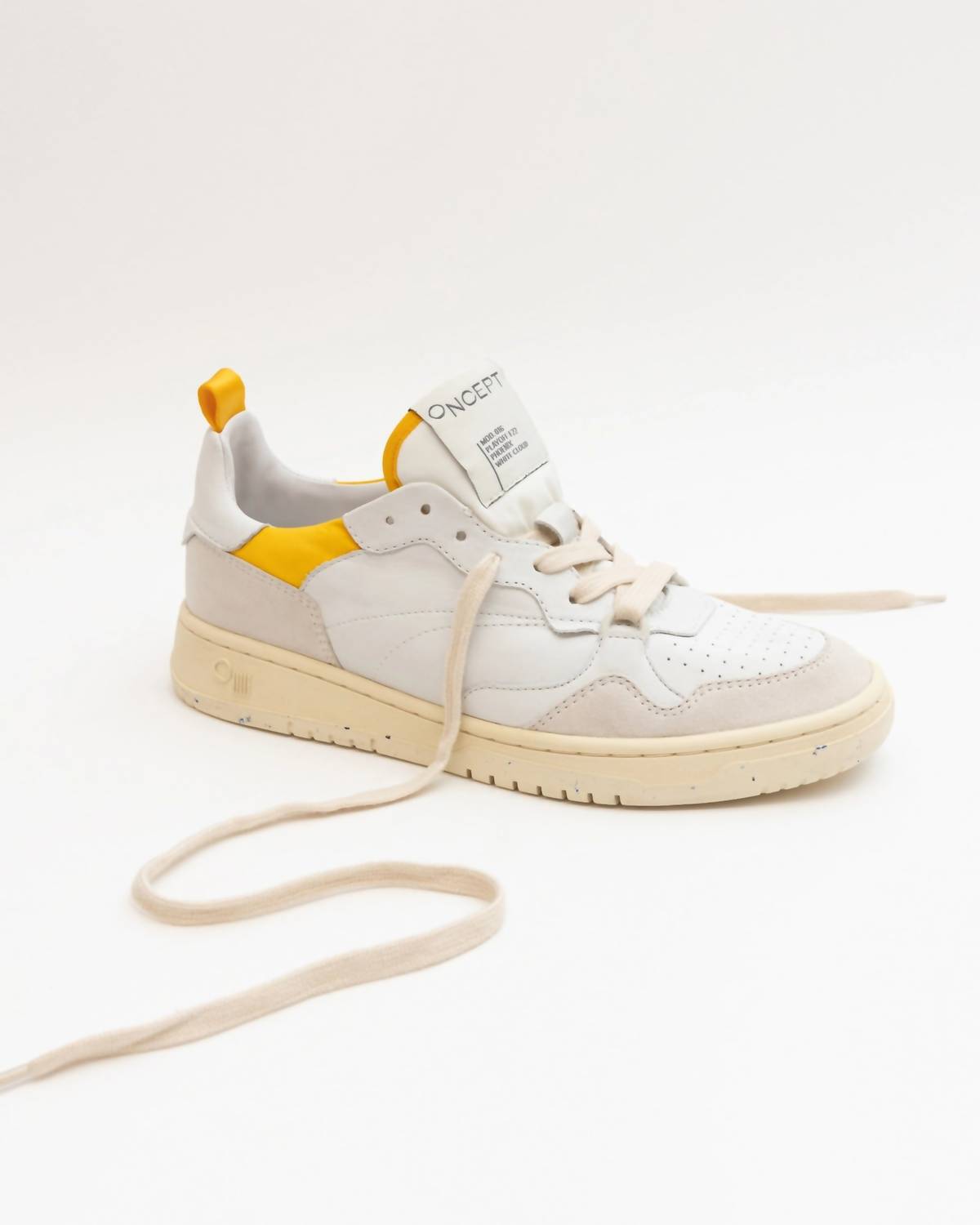 Oncept - Women's Phoenix Retro Sneaker