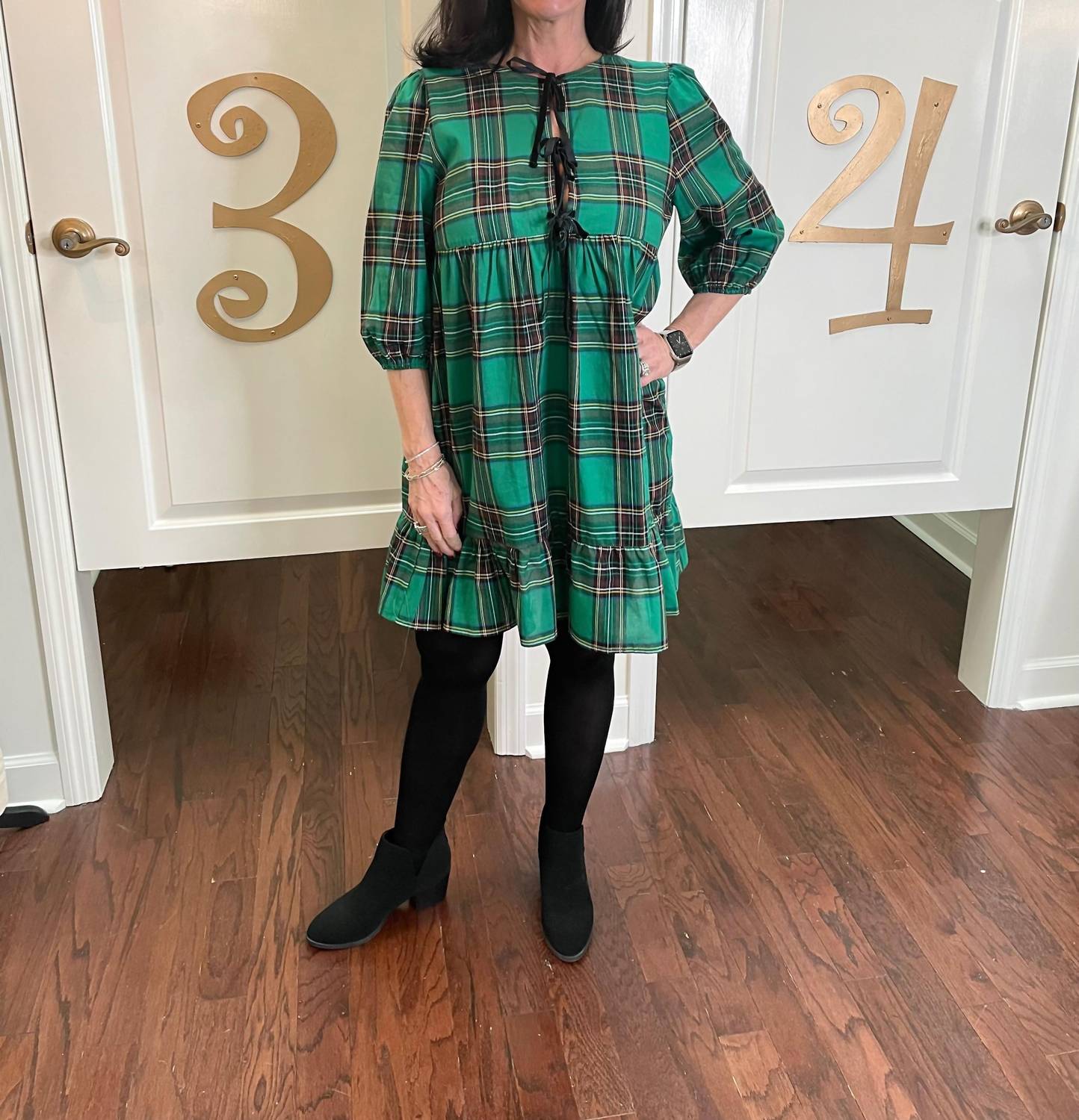 Anniewear - Minnie Plaid Mini Dress
