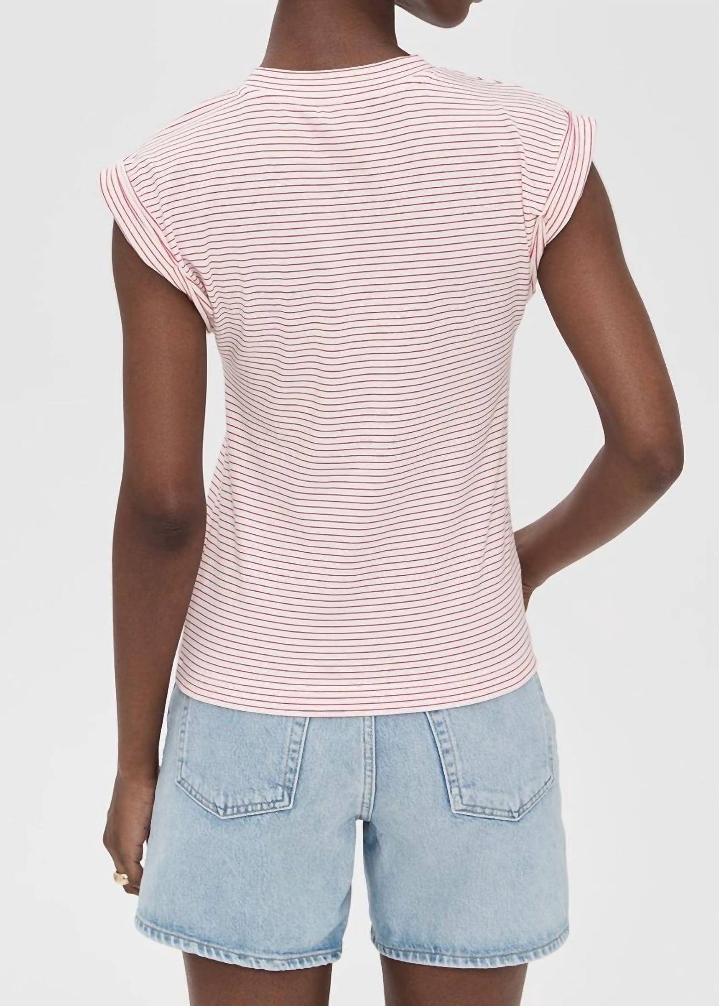 Pistola - Olivia Tee