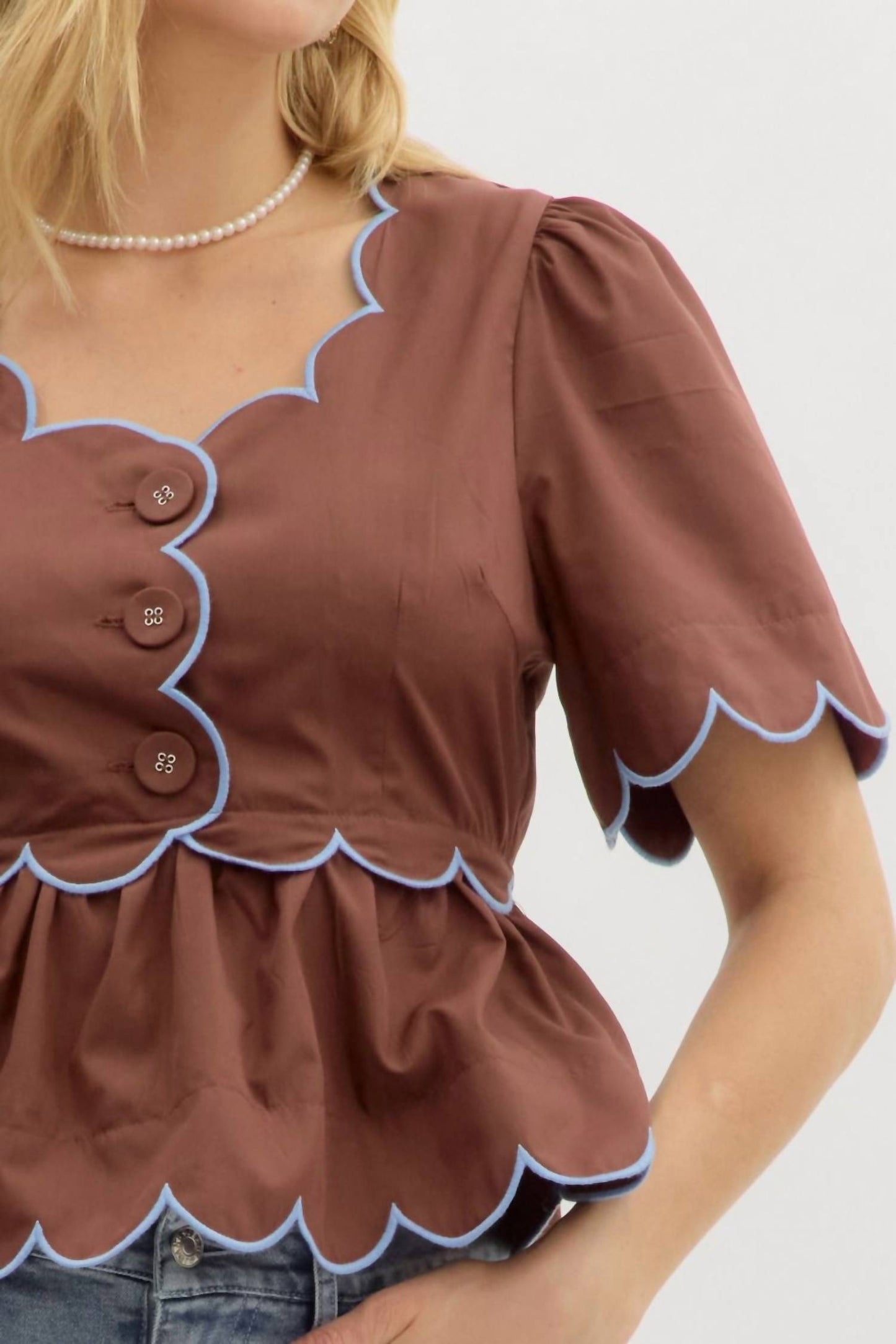 Entro - Short Sleeve ruffle hem Top