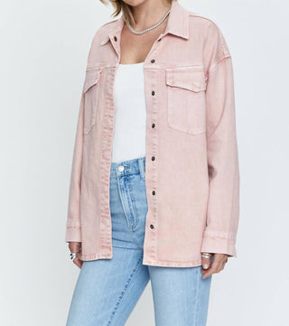 Pistola - Mandy Shacket