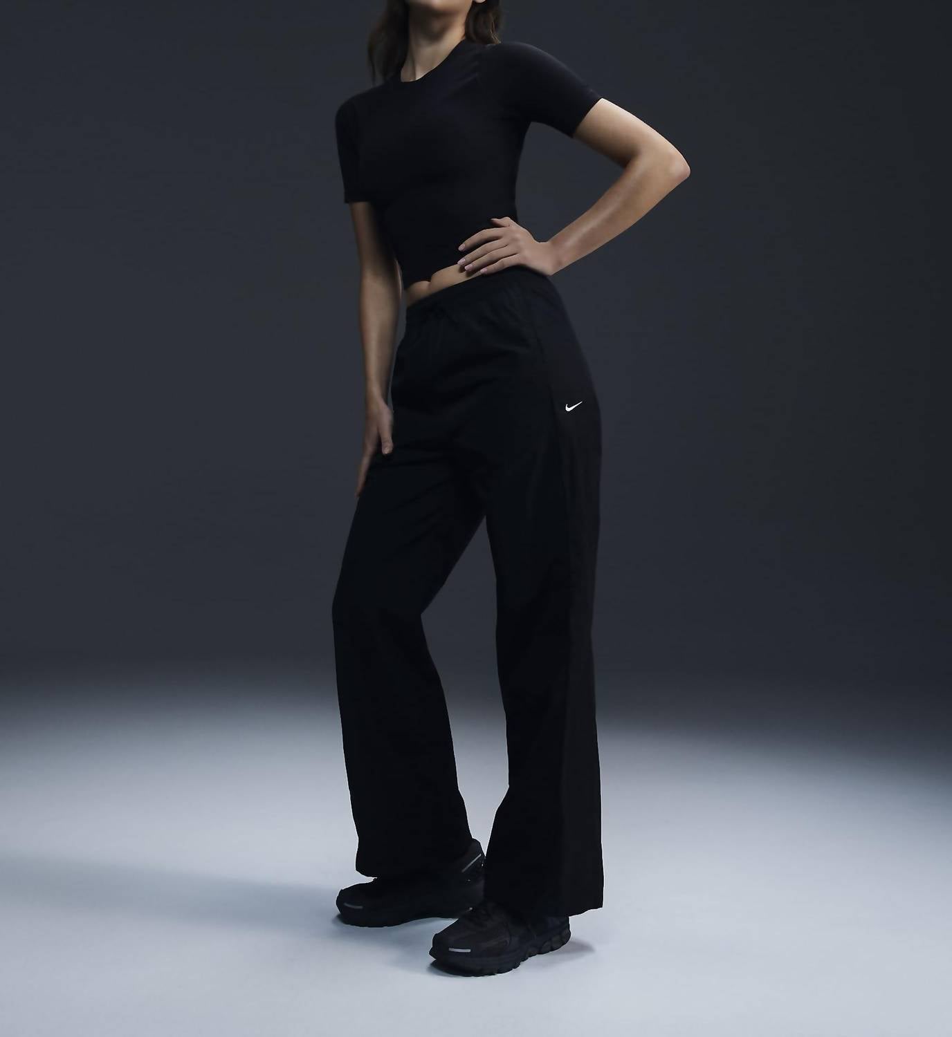 Nike - Women's High Waisted Woven Open Hem Pants