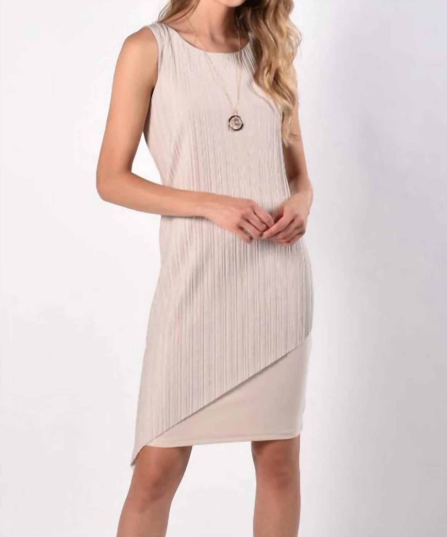 Frank Lyman - Sleeveless Layered Dress