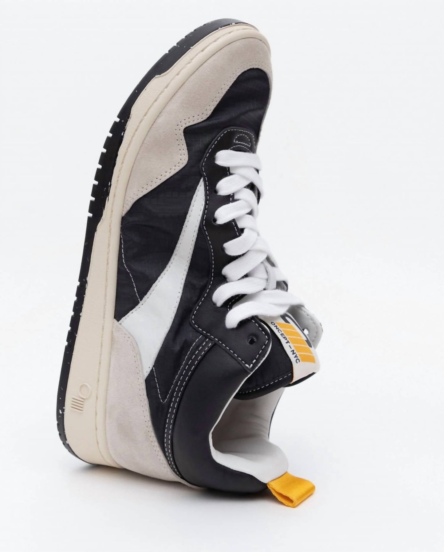 Oncept - Women's Princeton Mid-top Sneaker