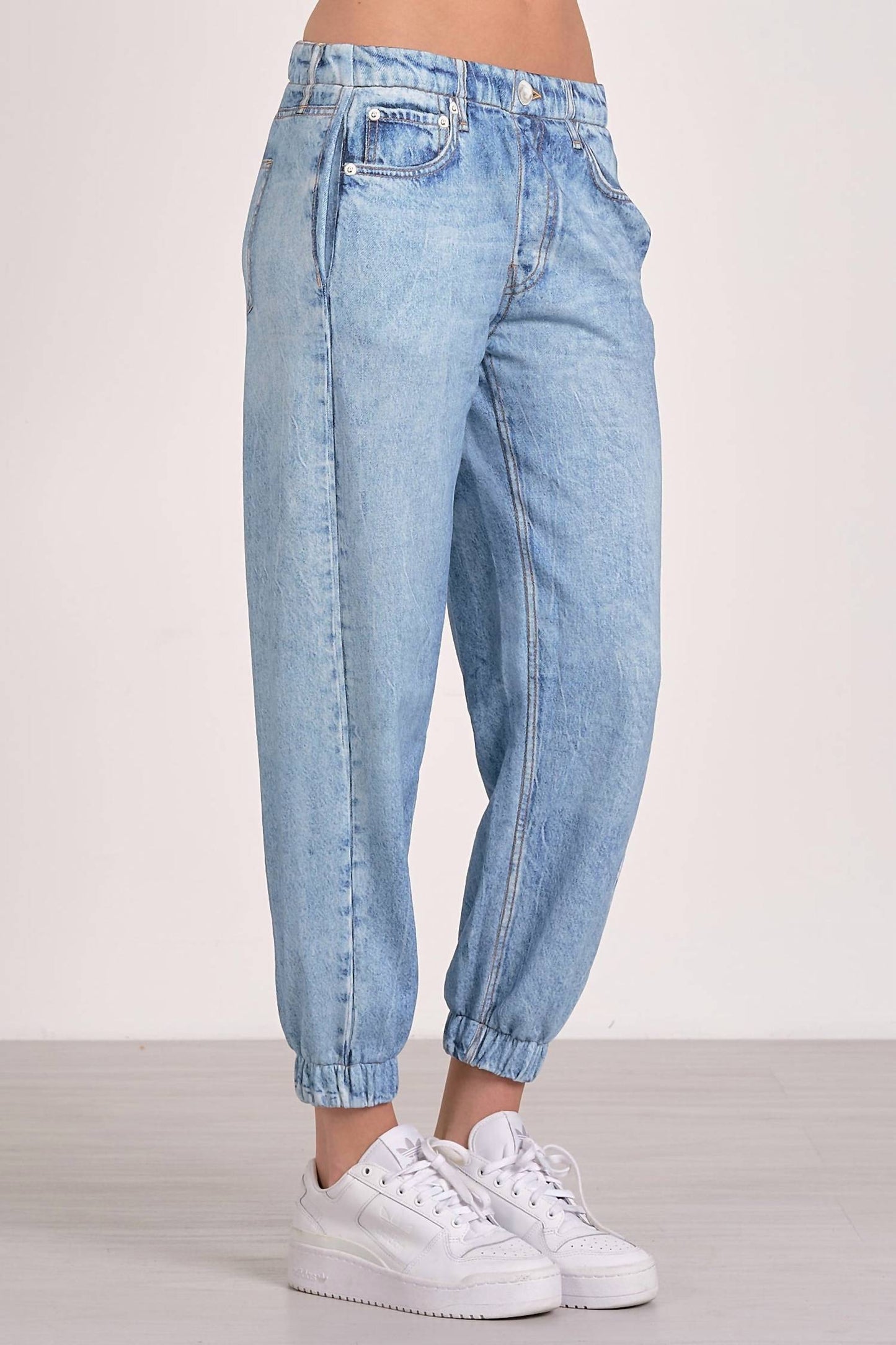 Elan - Mid-rise Jogger Jean