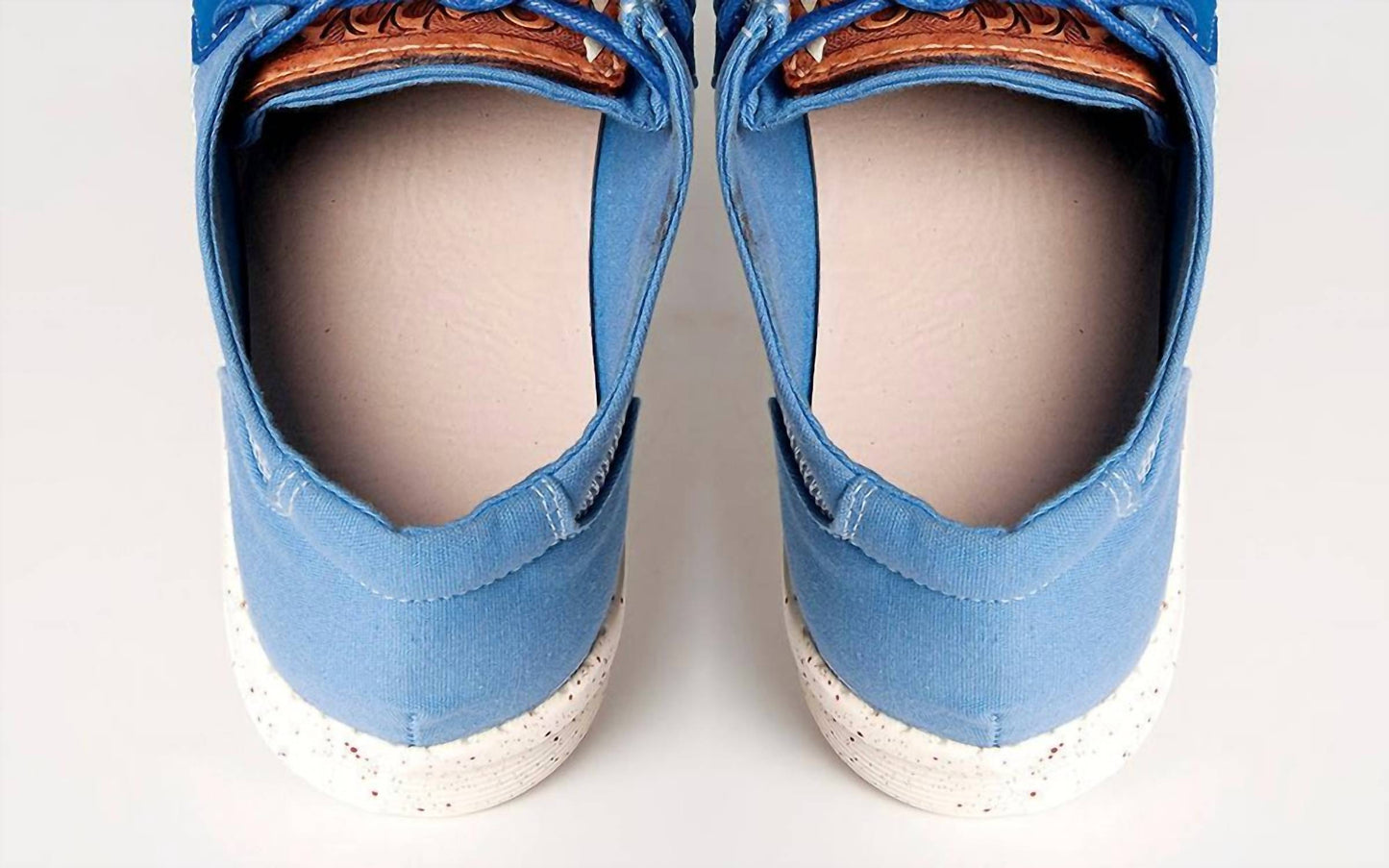 American Darling - Women's Hand Tooled Moccasins