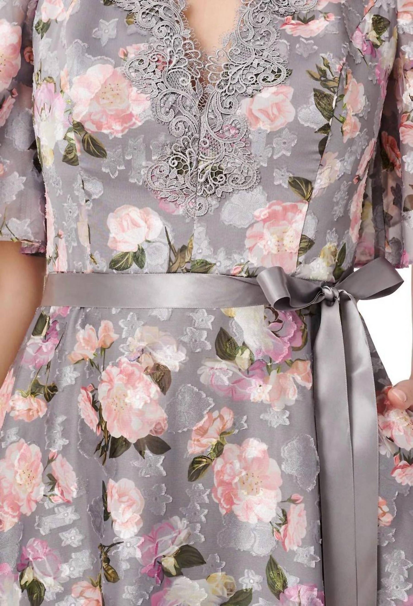 Aidan Mattox - V- Neck Floral Long Dress
