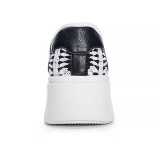 Chinese Laundry - Recreation Crochet Sneaker