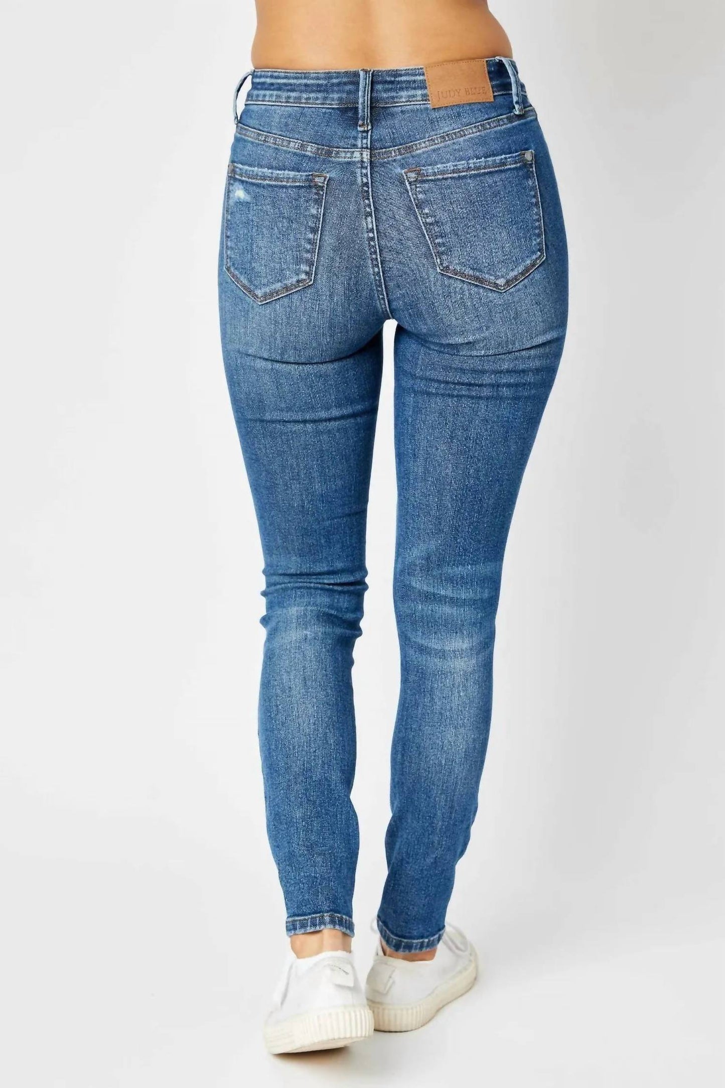 Judy Blue - Mid-Rise Tummy Control Destroy Skinny Jean