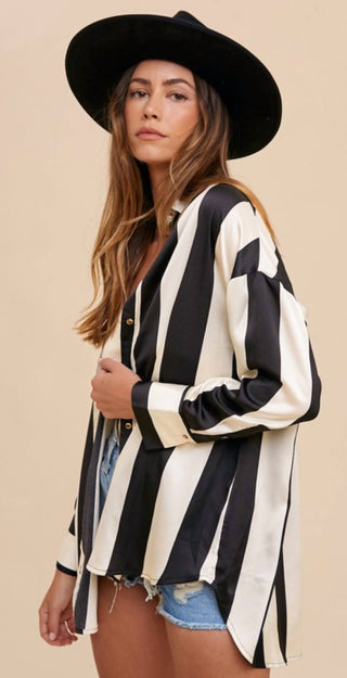 Anniewear - Wide Stripe Satin Effect Blouse