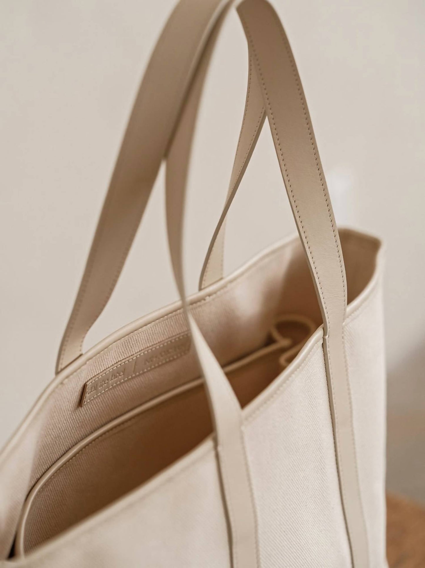 Dāl The Label - Women's Structured Tote Bag