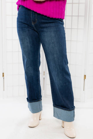 Q2 - Saylor Straight Leg Cuffed High Rise Denim