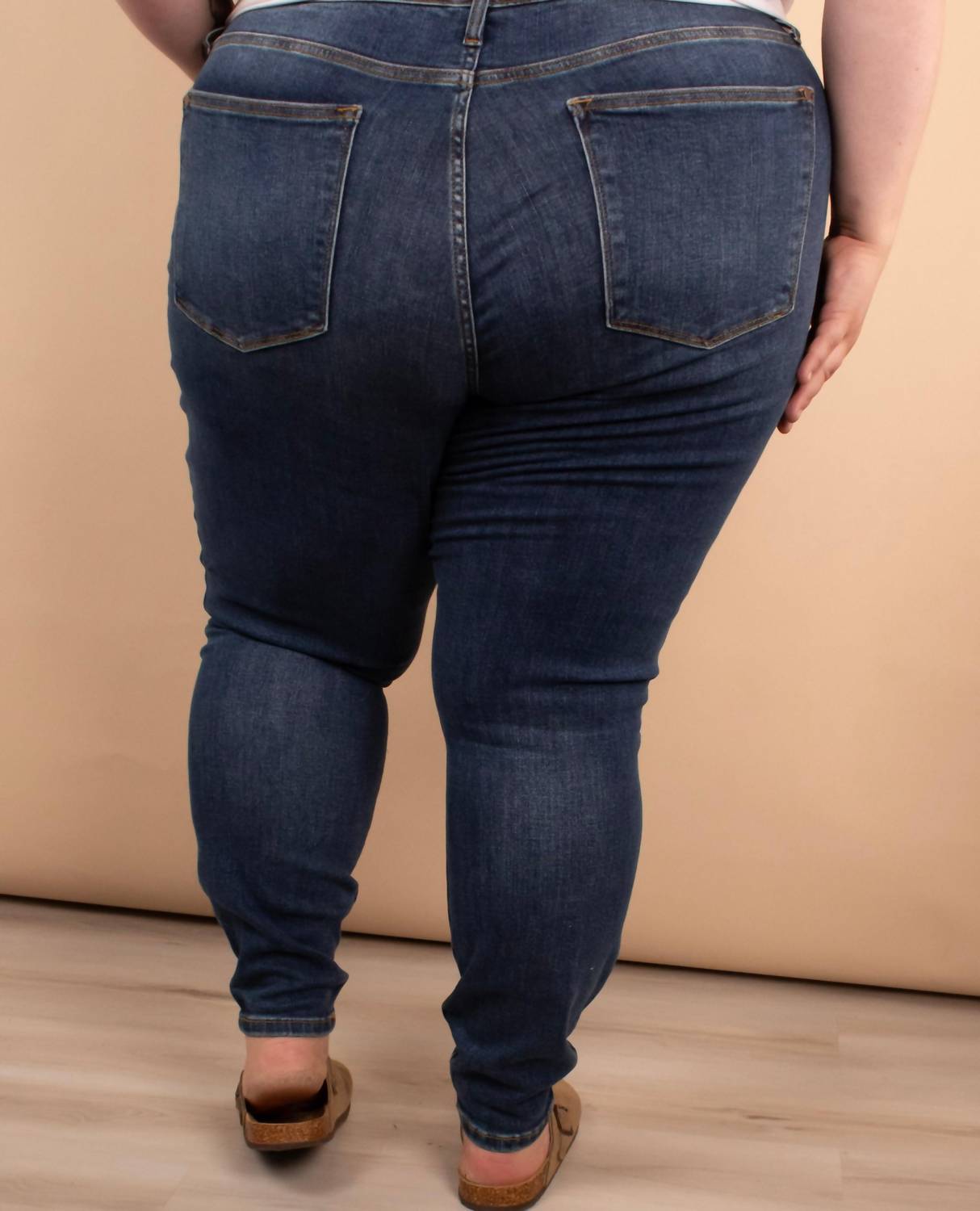 Judy Blue - Classic Mid-rise Skinny Jeans