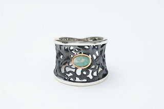 Avenue Chic - Women's Lace Ring