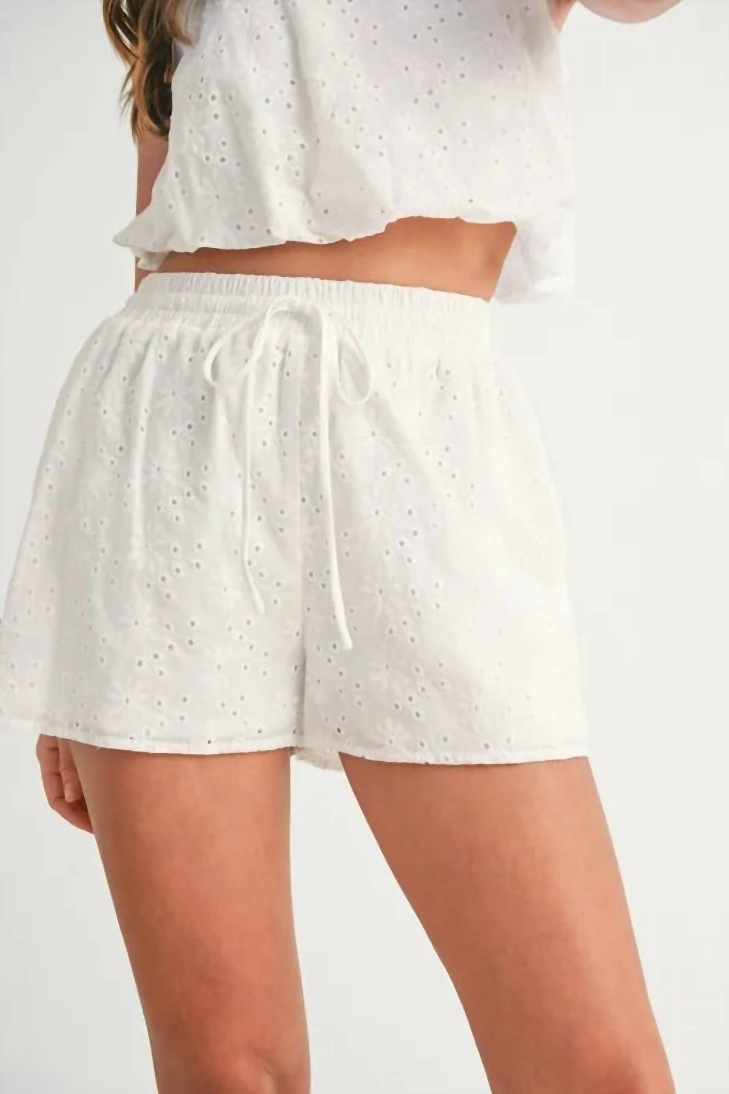 Mable - Eyelet Bubble Hem Sleeveless Top And Shorts Set
