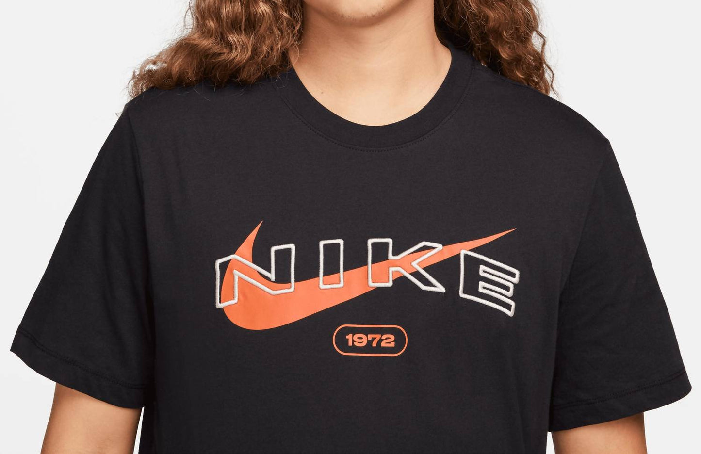 Nike - Men's Big Swoosh Embroidered Logo 1972 T-Shirt