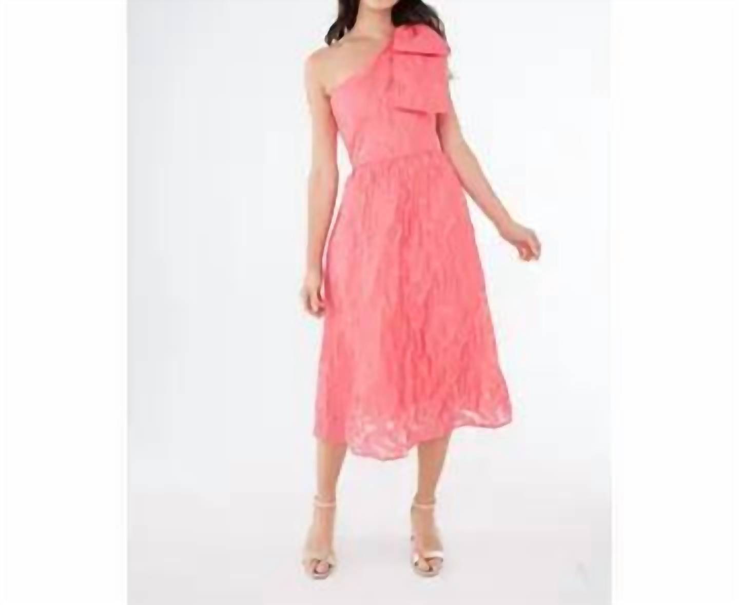 Abbey Glass - Caroline Gown