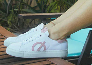 Loci - Women's Nine Sneaker