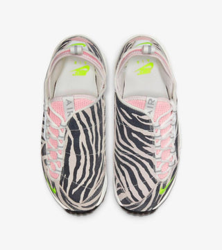 Nike - WOMEN'S OLIVIA KIM AIR FOOTSCAPE SHOES