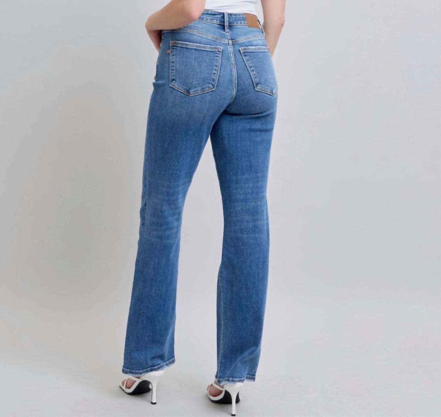 Judy Blue - Samantha Mid Rise V-front Straight Leg Jeans
