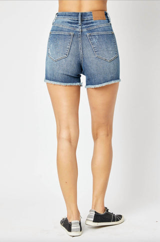 Judy Blue - Tummy Control Fray Hem Shorts
