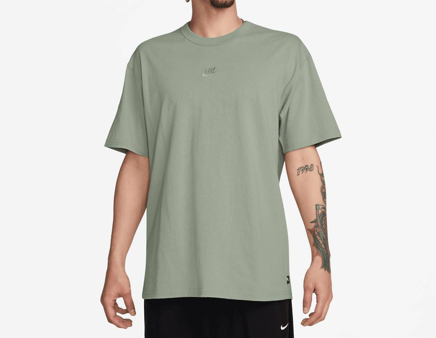 Nike - Sportswear Premium Essentials T-shirt