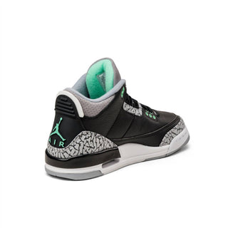 Nike - Kids Unisex Air Jordan 3 Retro (GS) Basketball Shoes