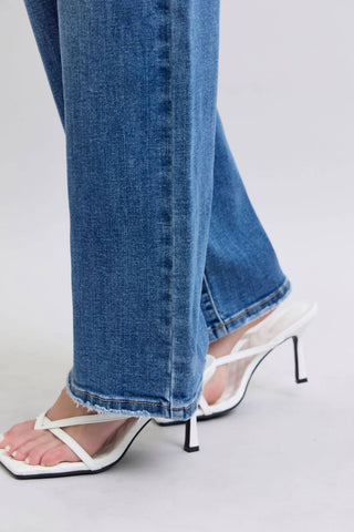 Judy Blue - High Waist V-front Straight Fit Jeans