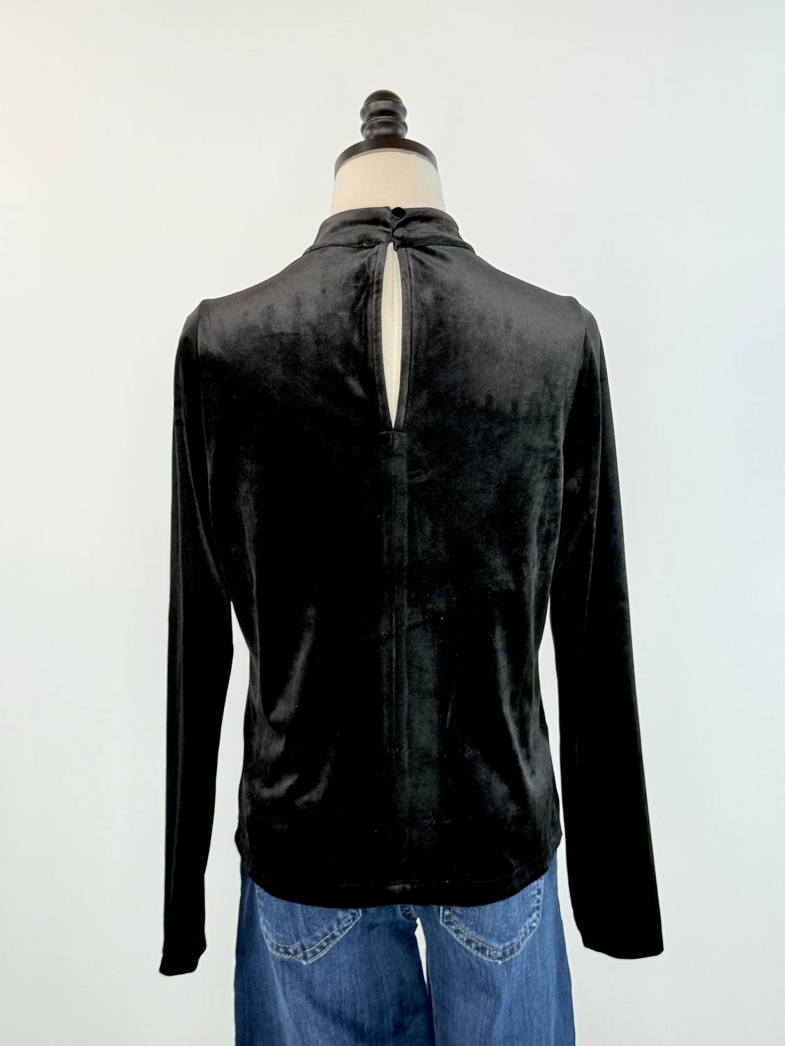 Anthem The Label - Women's Keyhole Split Velvet Top