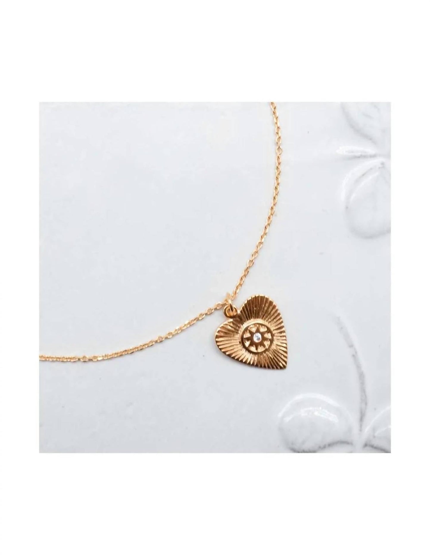 By Johanne - Women's Vintage Heart Necklace