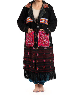 Standawt - Hand-embroidered Patches Merino Wool Coat