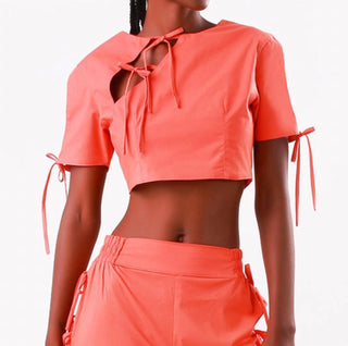 Bela Brand - Cropped Bows Top