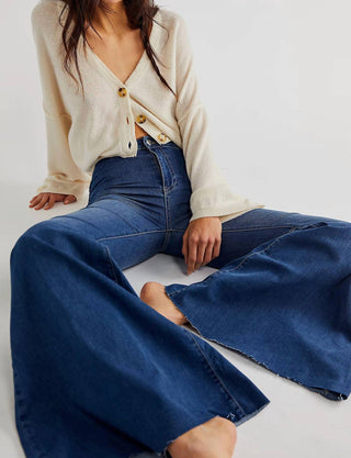 Free People - Float On Flare Jean
