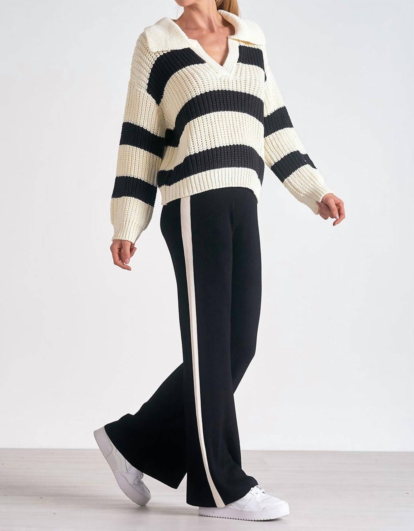 Elan - Color Block V-neck Sweater