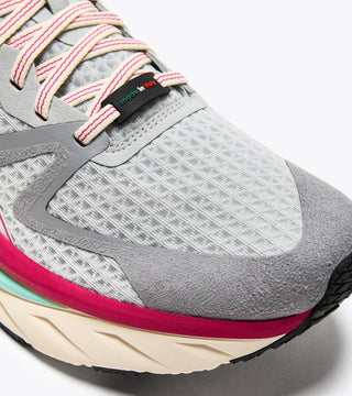 Diadora - Women’s Atomo V7000 Sneaker