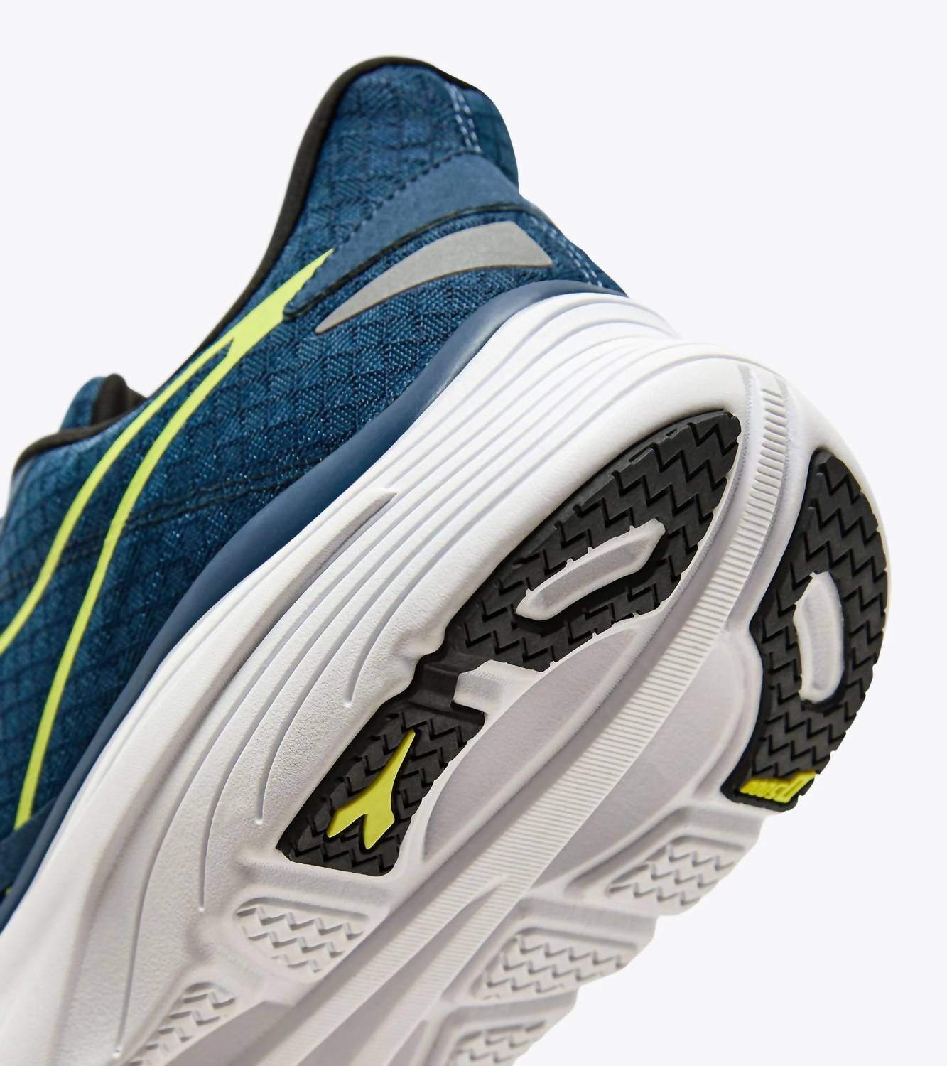 Diadora - Men’s Equipe Nucleo Sneaker