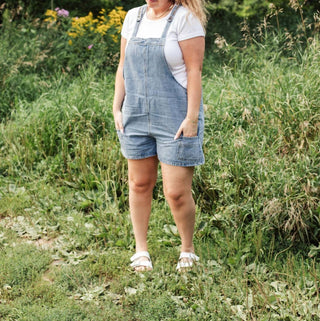 Anniewear - Let's Run Away Romper