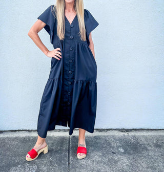 Entro - Twirl-worthy Flutter Sleeve Tiered Midi Dress