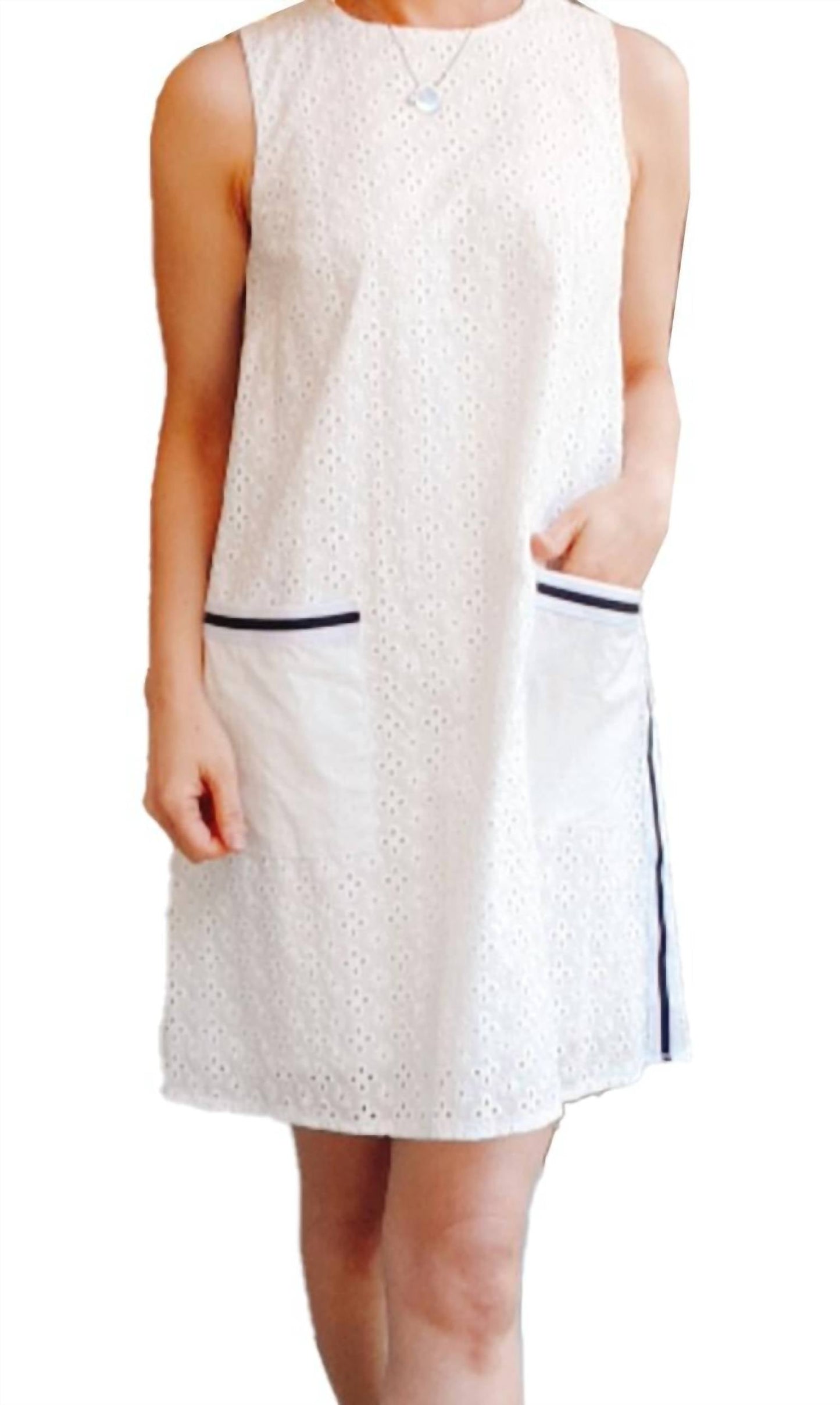 Donna Morgan - Eyelet Sleeveless Dress