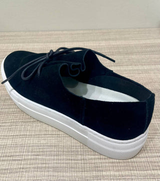 All Black - Women's Gathered Sneak Shoes