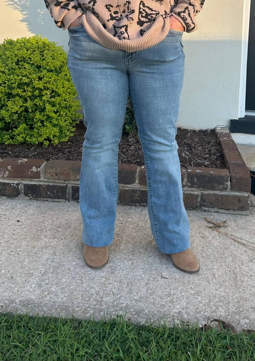 Judy Blue - Core Mid Rise Bootcut Jeans