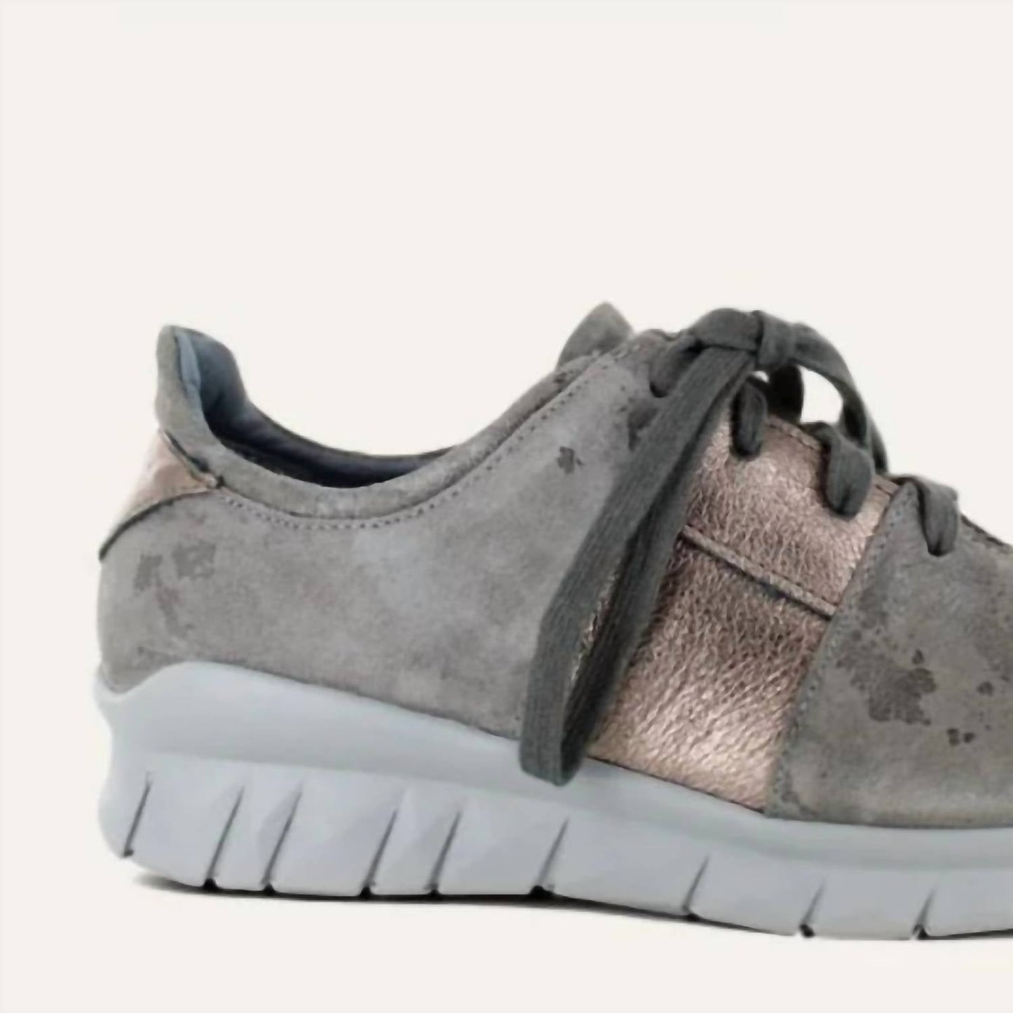 Naot - Women's Buzz Shoes