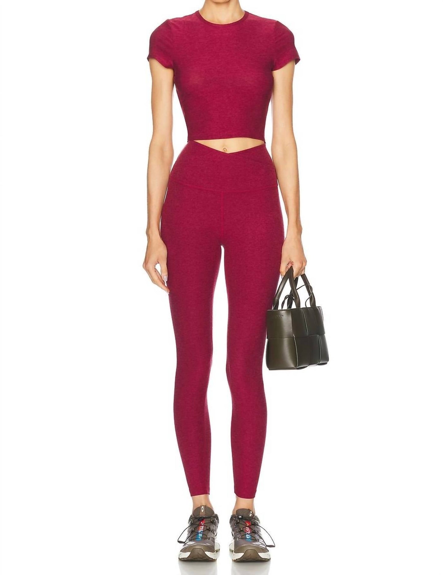Beyond Yoga - Featherweight Let Go Twist Back Cropped Top