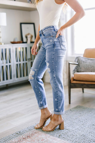 Judy Blue - Star Crossed Boyfriend Jeans