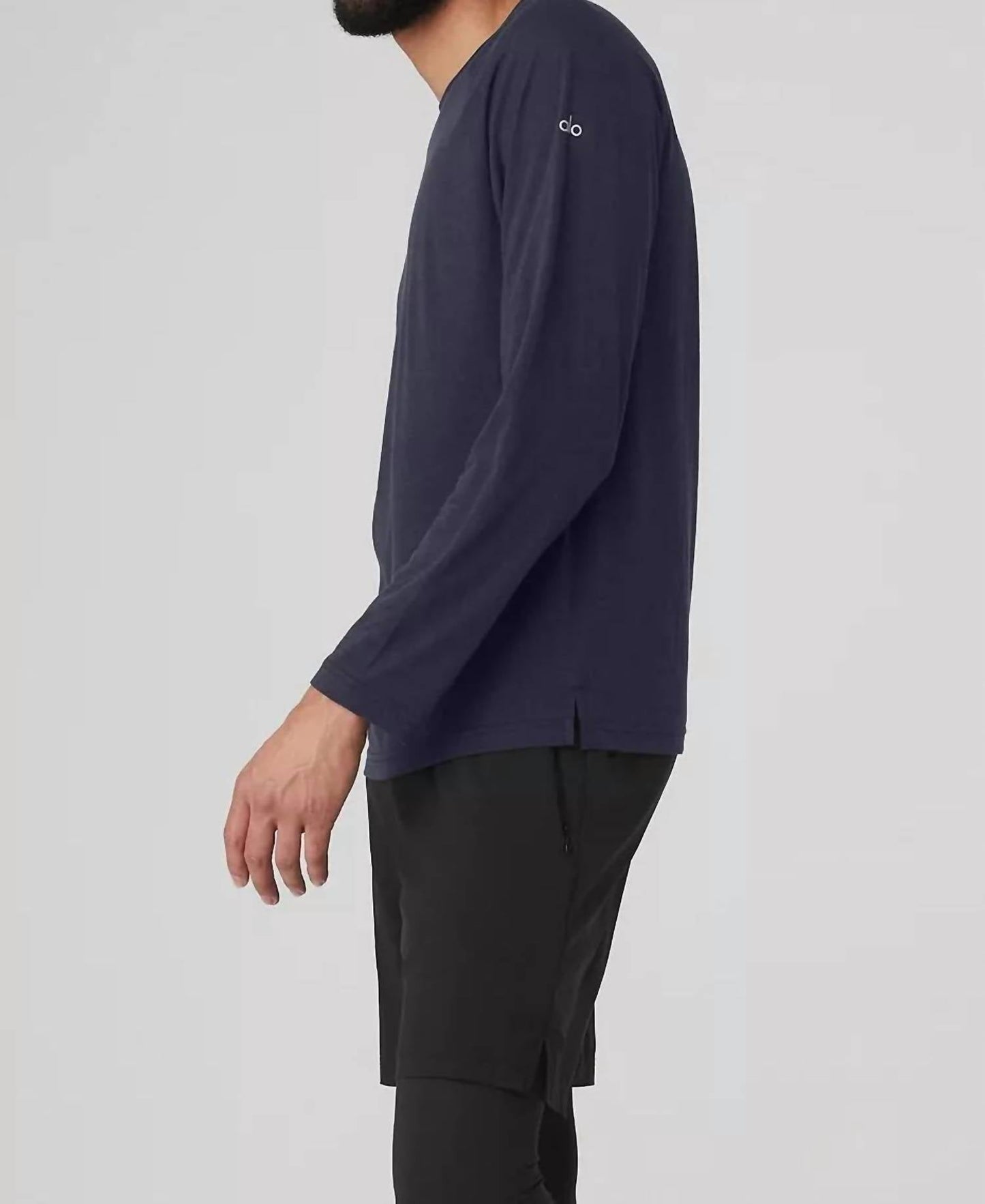 Alo Yoga - Triumph Long Sleeve Tee